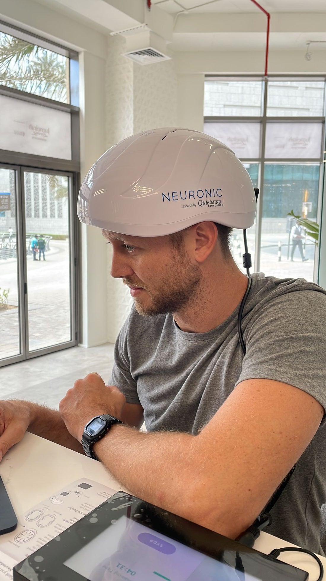 Neuronic Introduces Revolutionary Helmet With Near-Infrared Light to Aid in Brain Function and Cognitive Impairment